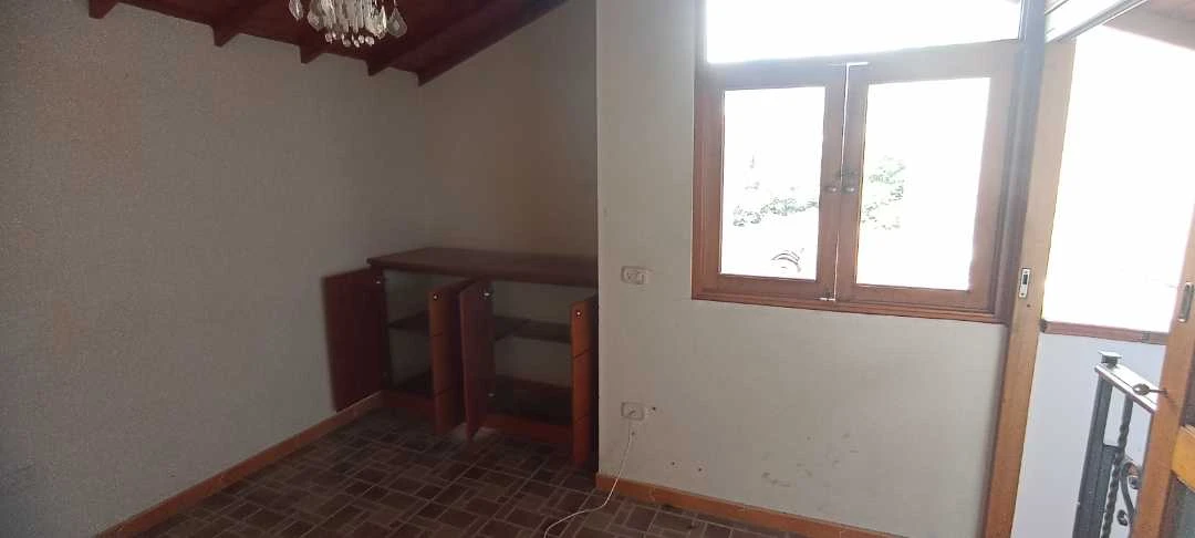 Casa en arriendo en sector cabañitas cerca al colegio San buenaventura