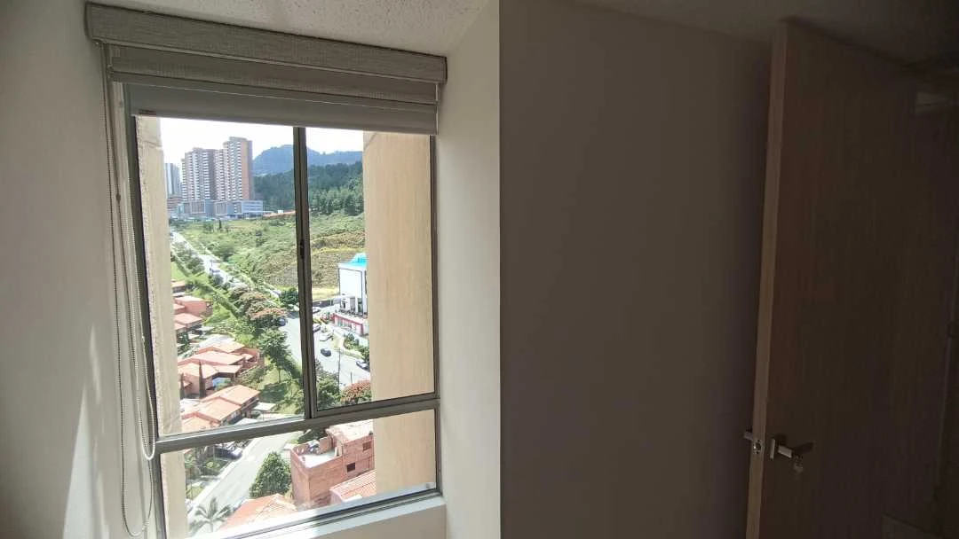 Se arrienda apartamento en sector amazonia