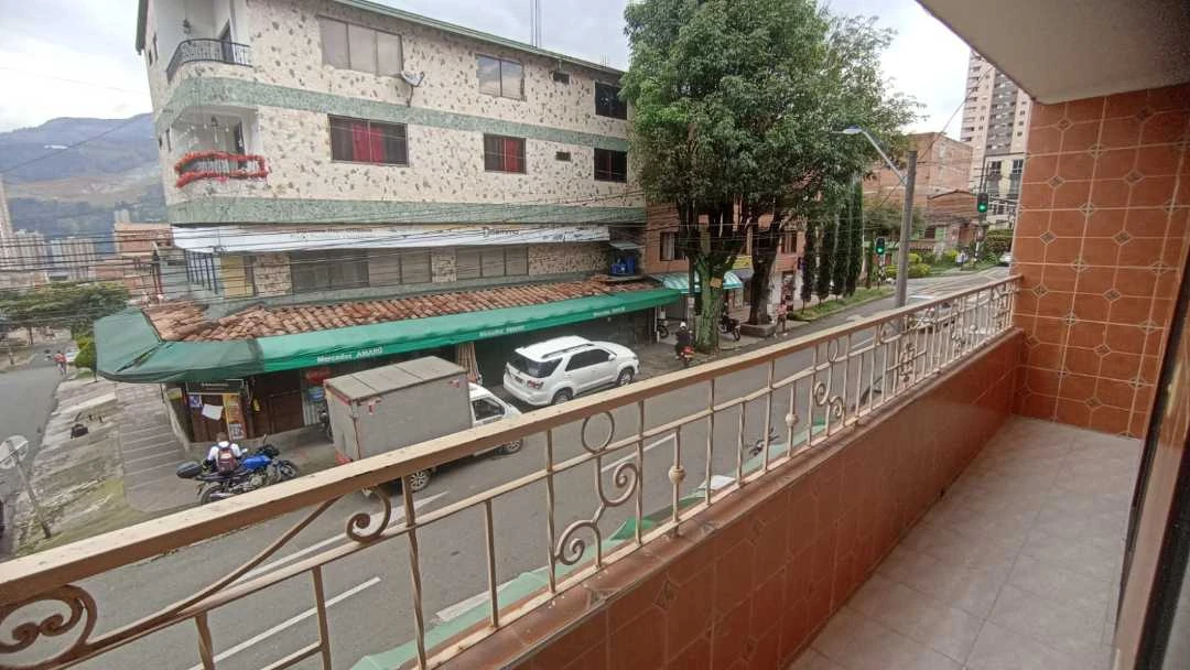Apartamento en arriendo secor cabañas al frente de amaru