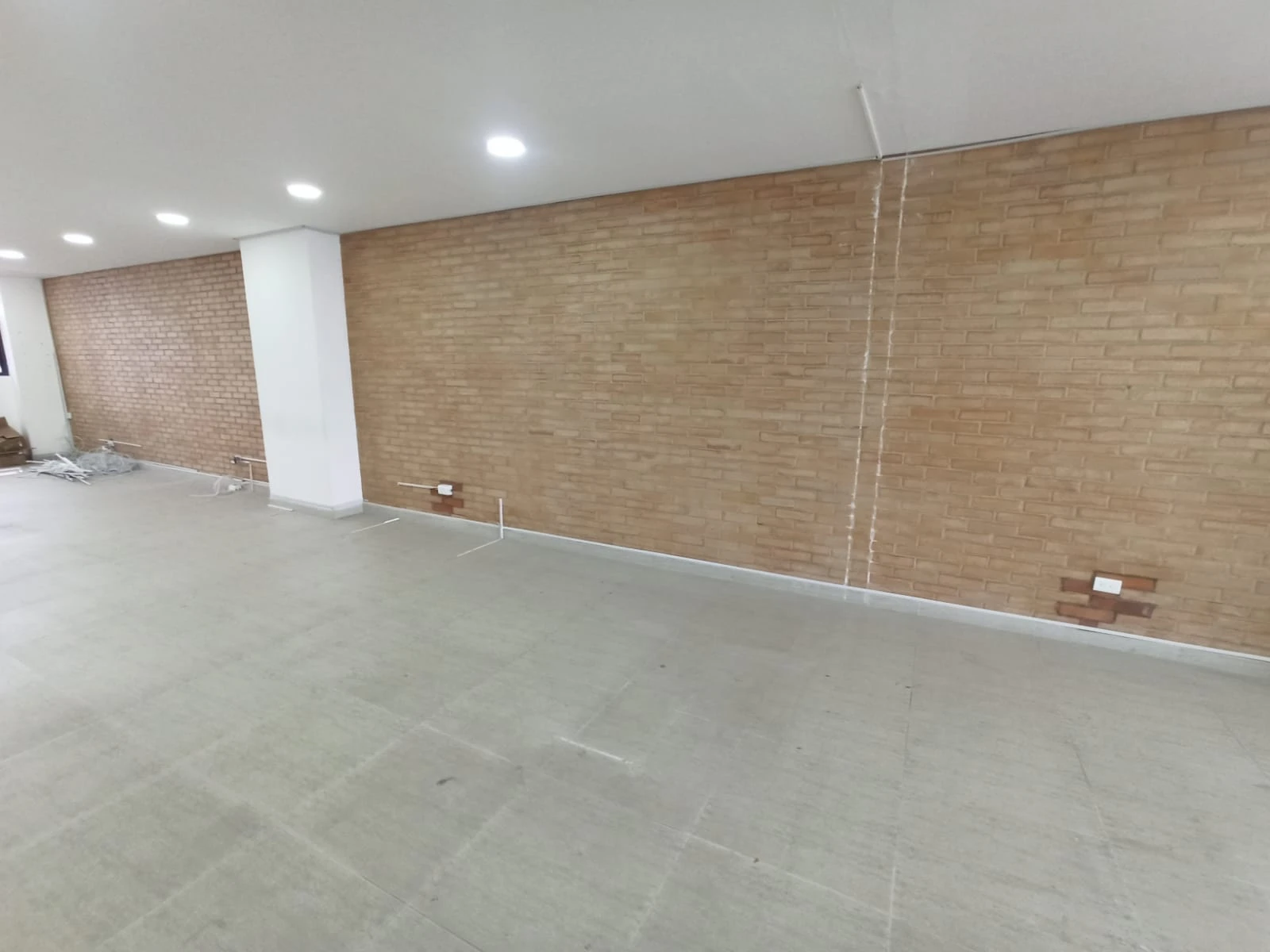 oficina en arriendo en laureles