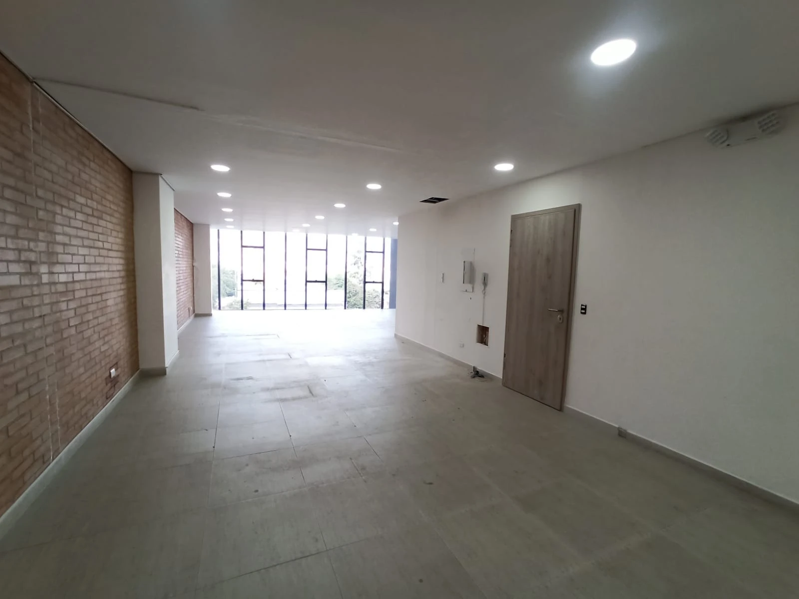 oficina en arriendo en laureles