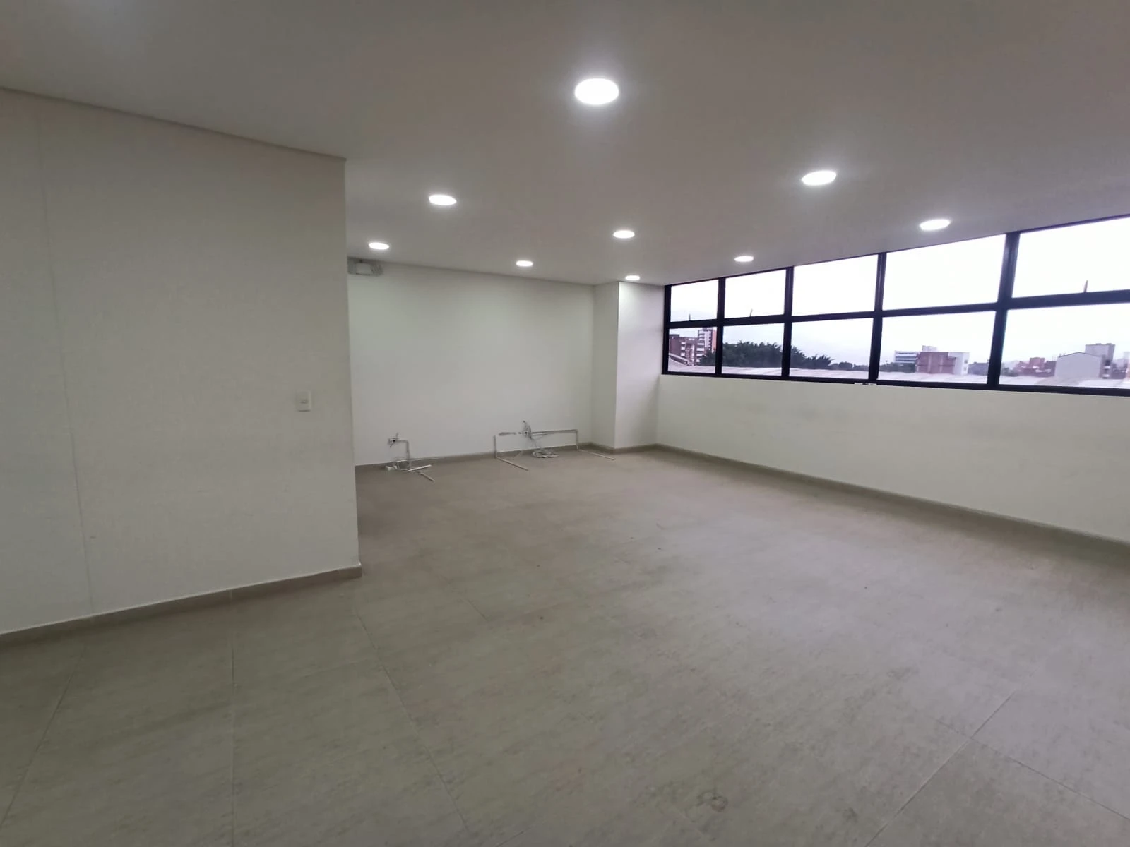 oficina en arriendo en laureles