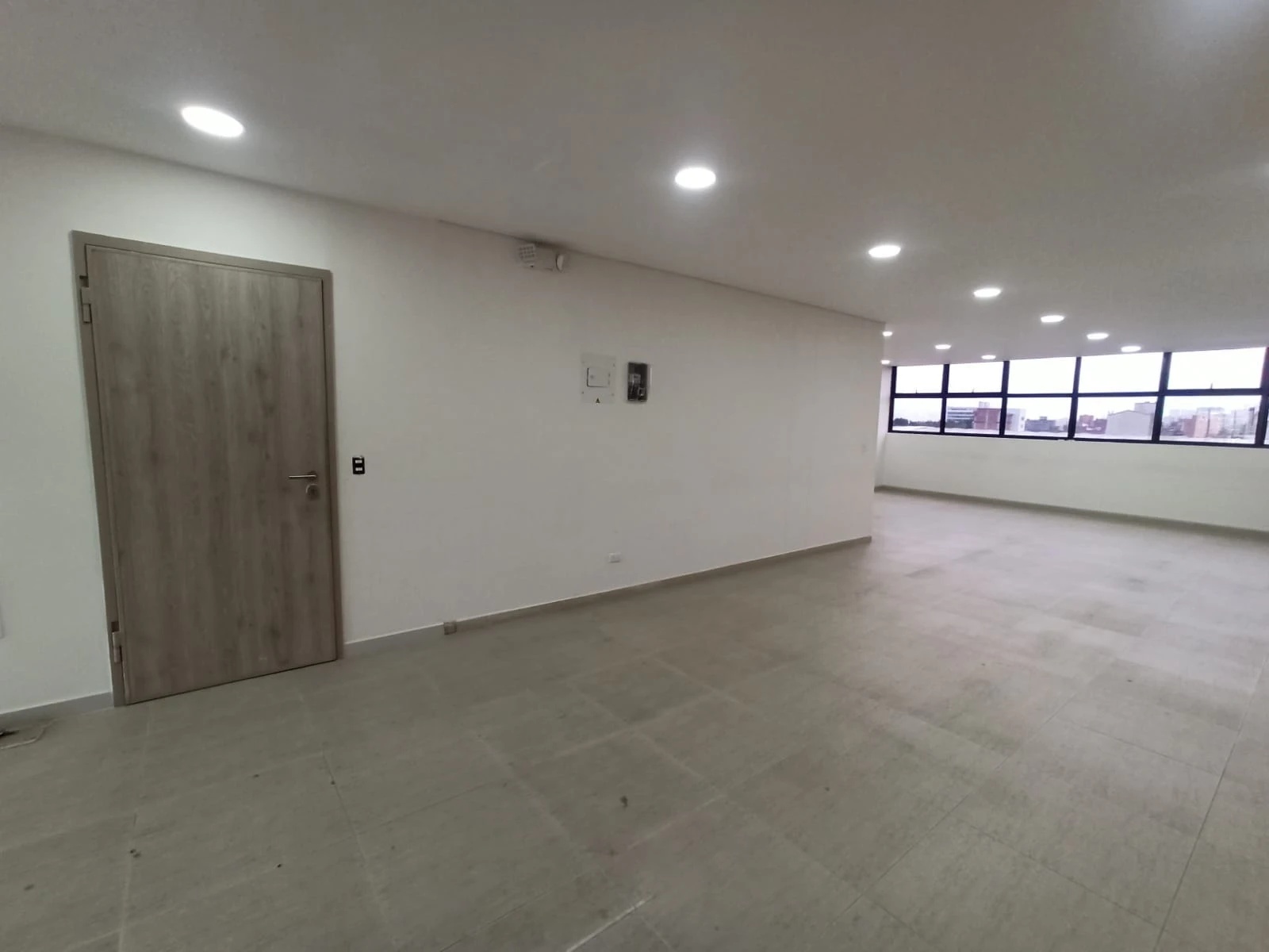 oficina en arriendo en laureles