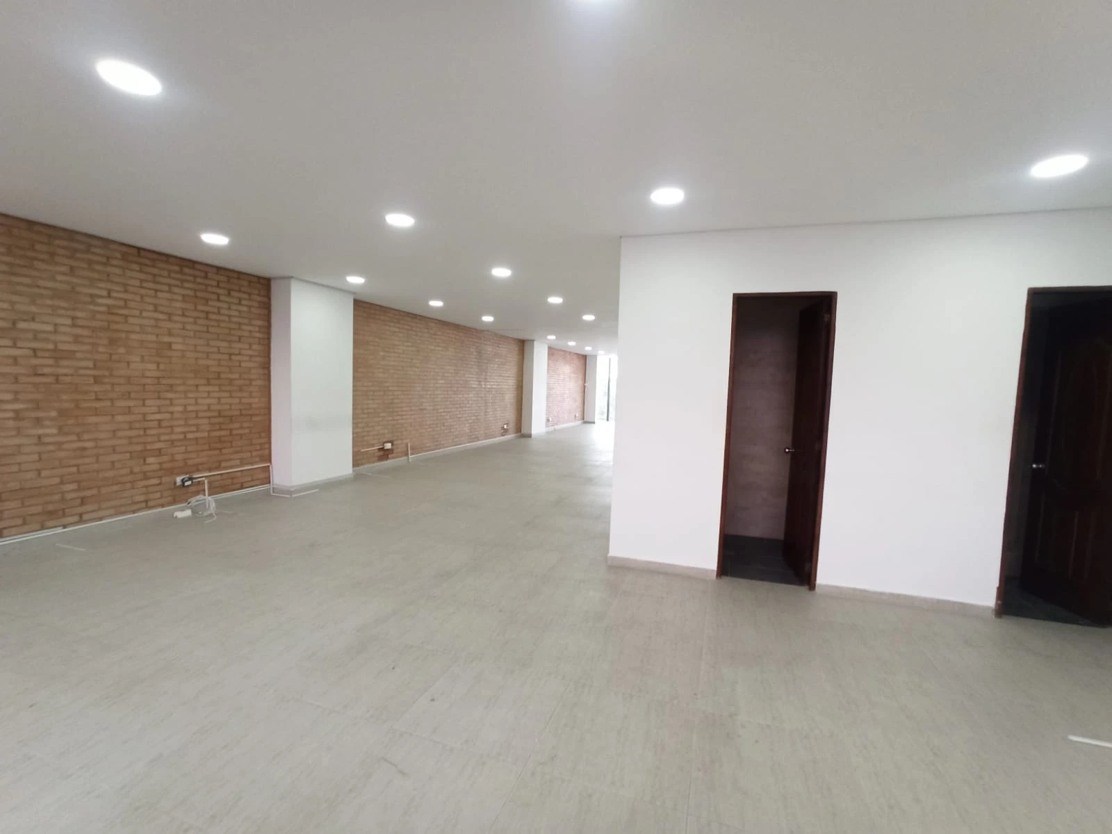 oficina en arriendo en laureles