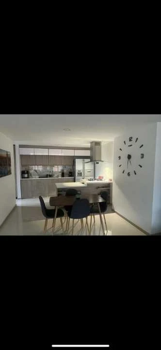 APARTAMENTO EN VENTA EN NAVARRA UNIDAD ROTERDAM