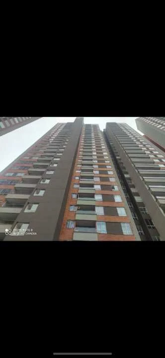 APARTAMENTO EN VENTA EN NAVARRA UNIDAD ROTERDAM