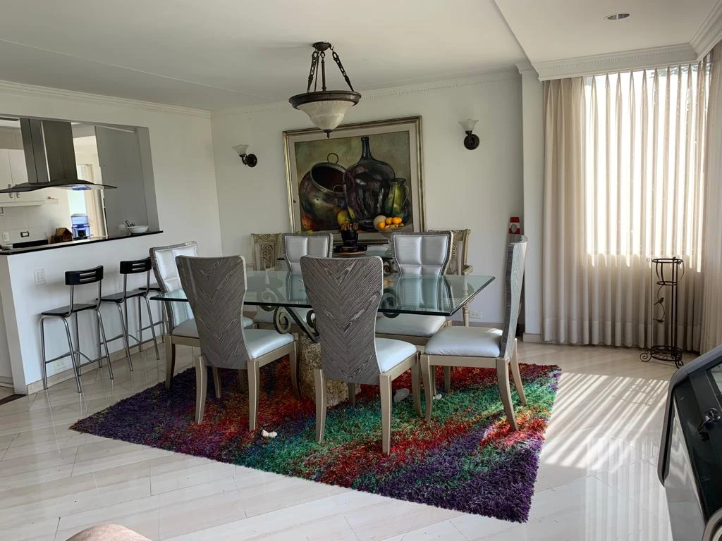 Apartamento en Arriendo El Campestre Medellin