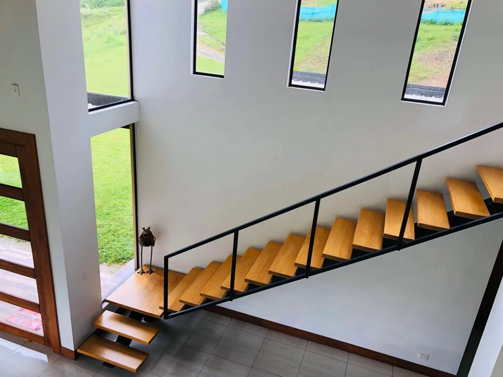 CASA LOTE EN VENTA Y ARRIENDO RIONEGRO VIA AL CARMEN 