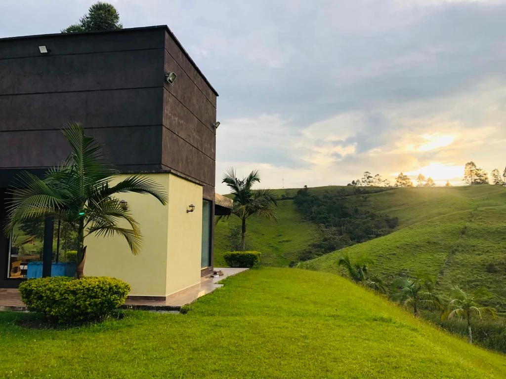 CASA LOTE EN VENTA Y ARRIENDO RIONEGRO VIA AL CARMEN 