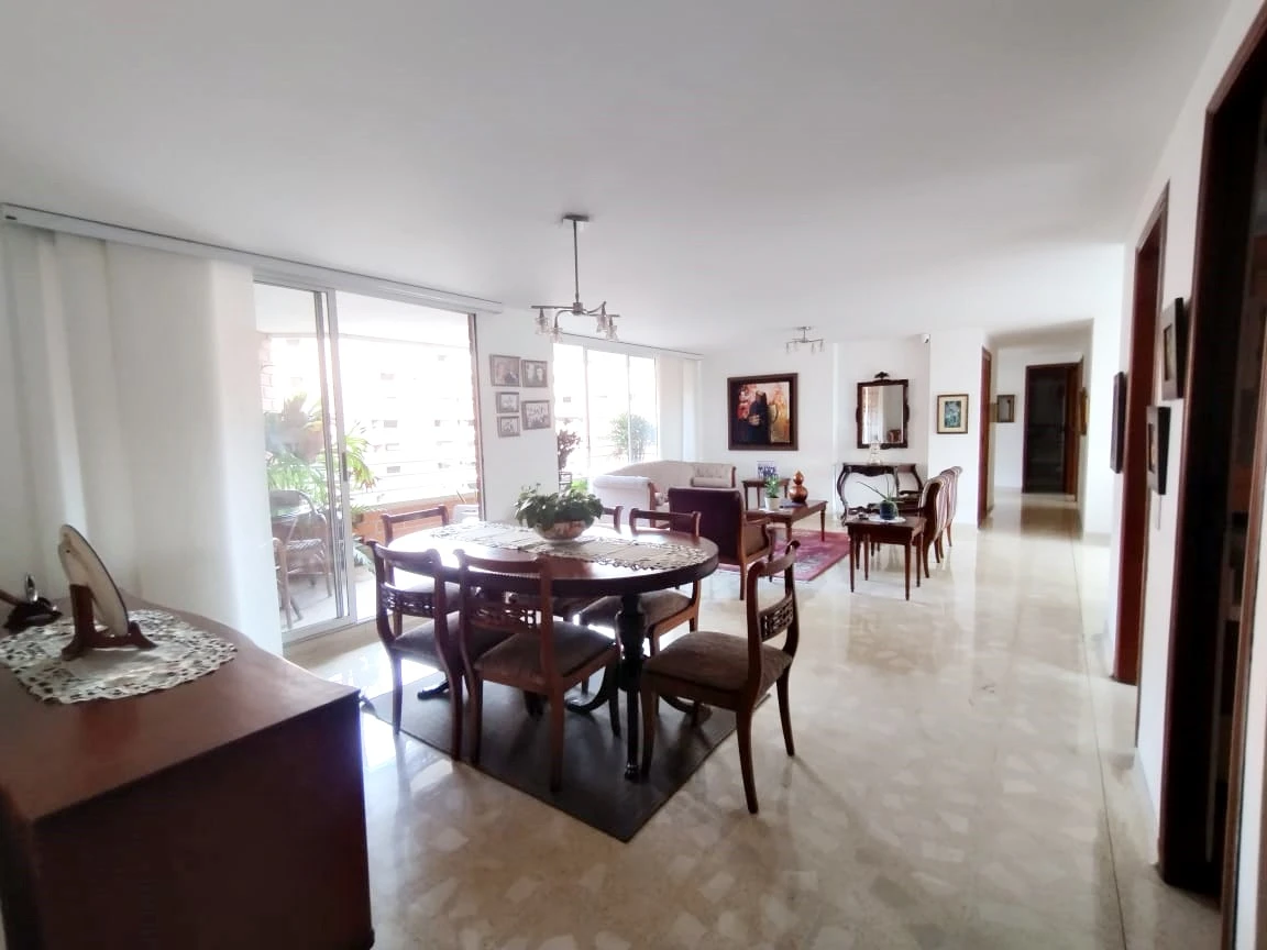 Apartamento amoblado en arriendo sector Patio Bonito