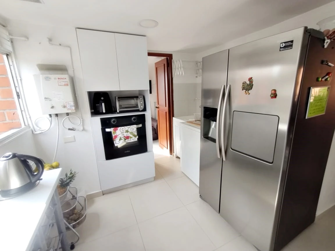 Apartamento amoblado en arriendo sector Patio Bonito