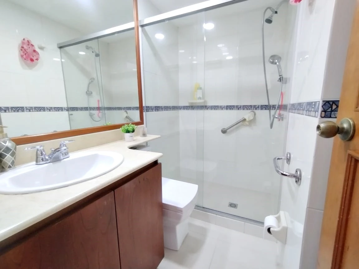 Apartamento amoblado en arriendo sector Patio Bonito