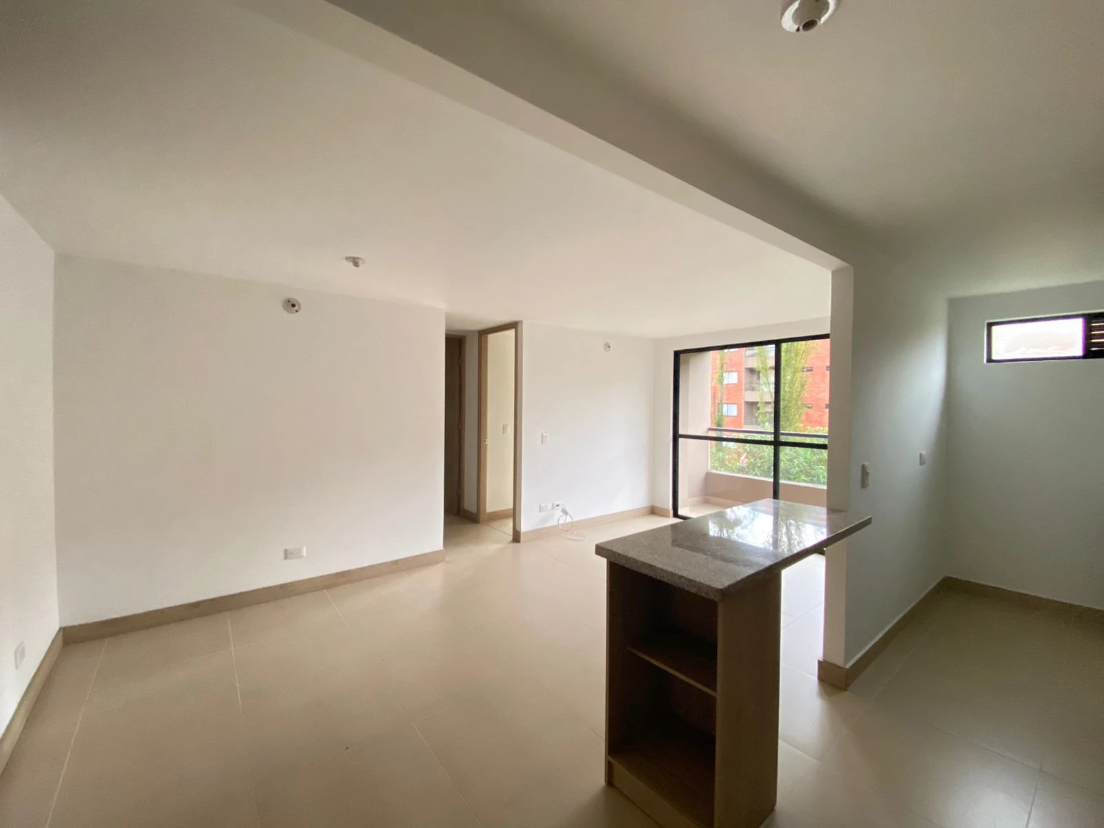 Apartamento para la venta en la ceja 