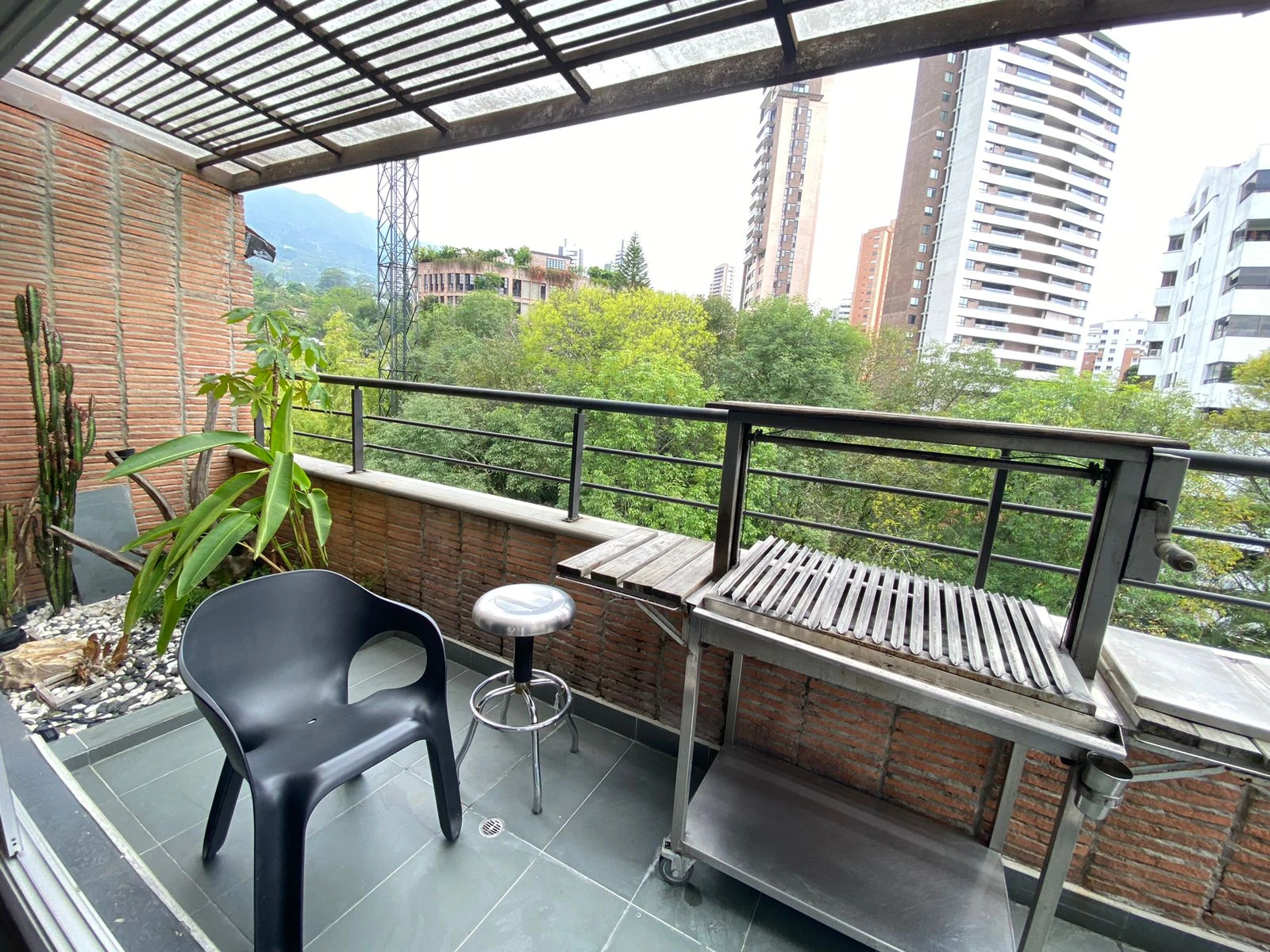 Apartamento en Venta El Campestre Medellin