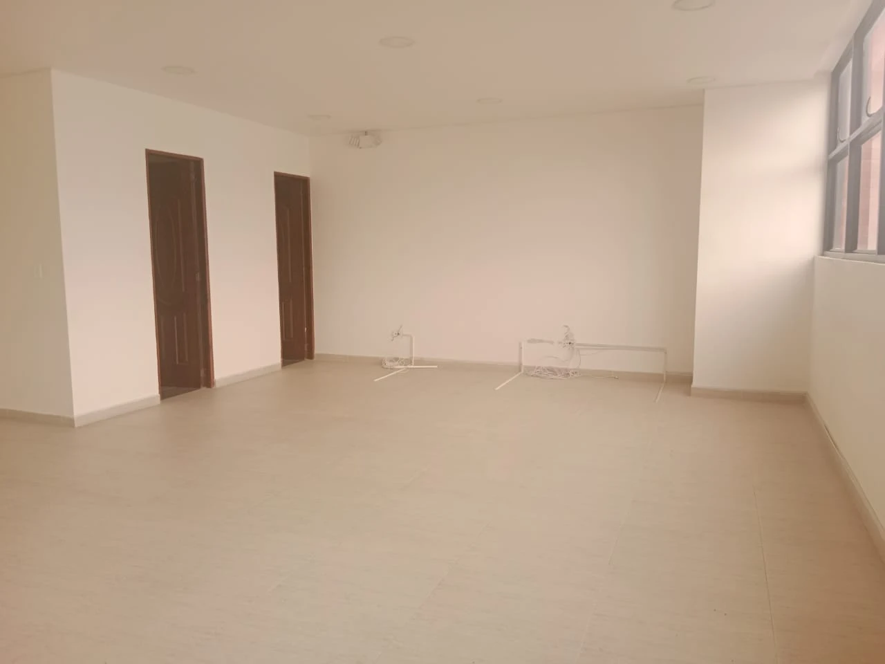 LOCAL COMERCIAL  EN ARRIENDO