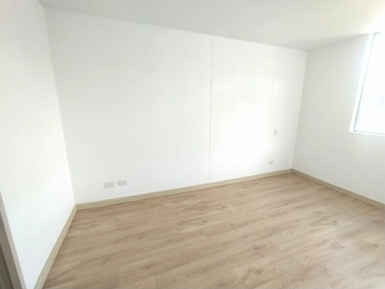 Apartamento en arriendo sector Loma de los Gonzalez