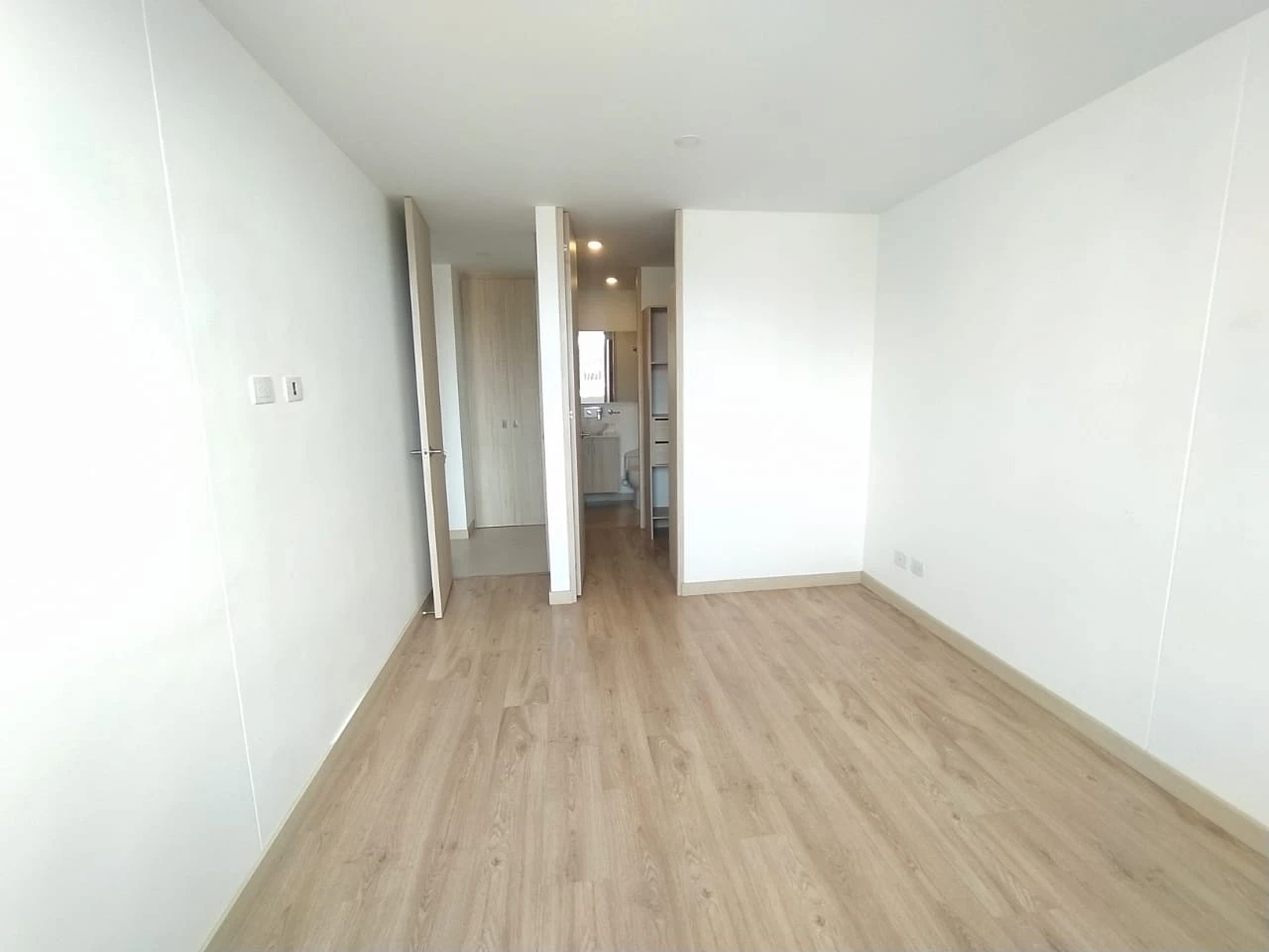 Apartamento en arriendo sector Loma de los Gonzalez