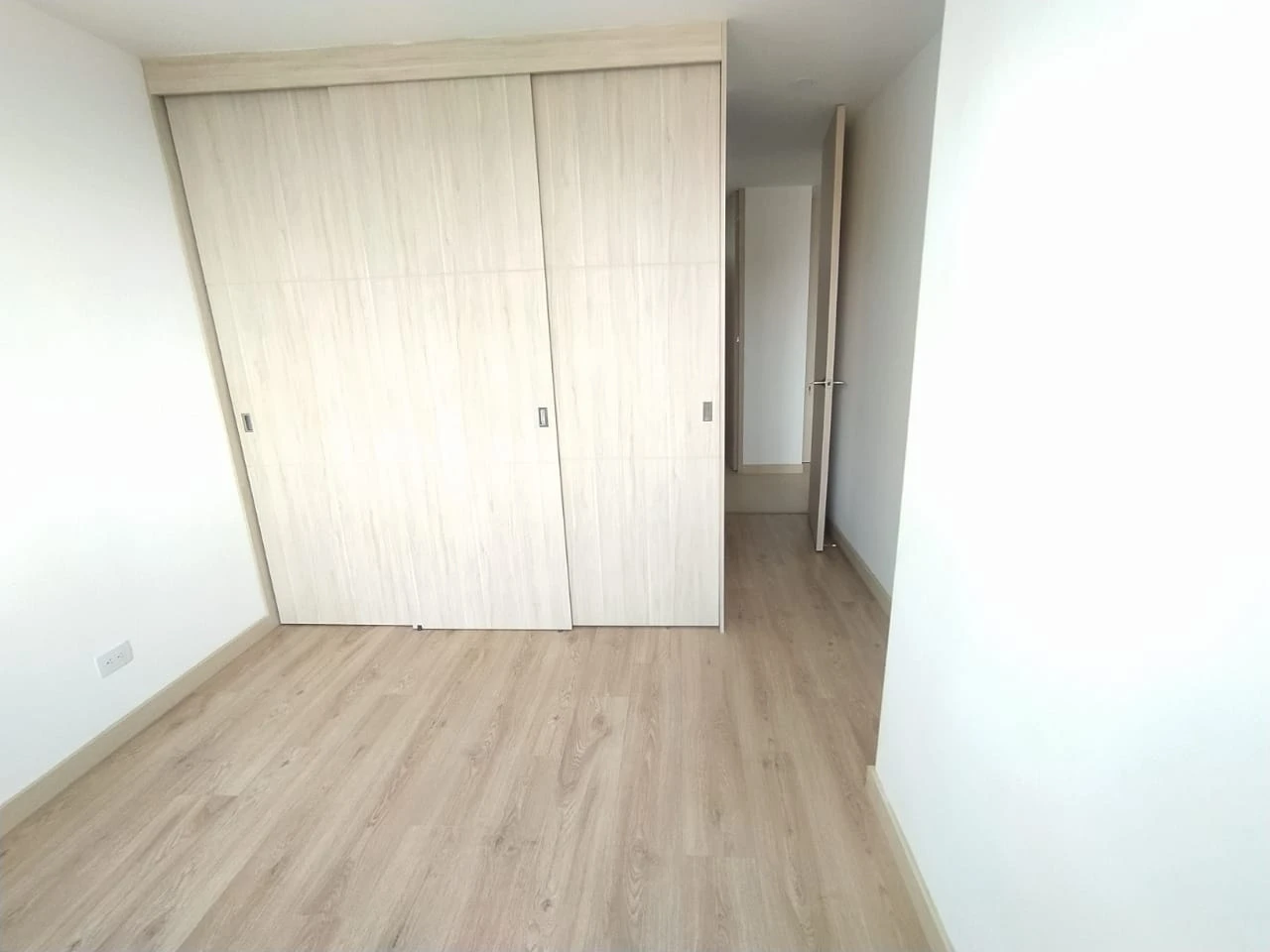 Apartamento en arriendo sector Loma de los Gonzalez