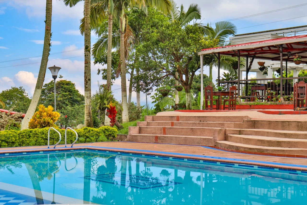 Finca de recreo en Venta vía armenia Montenegro Armenia - Quindío.