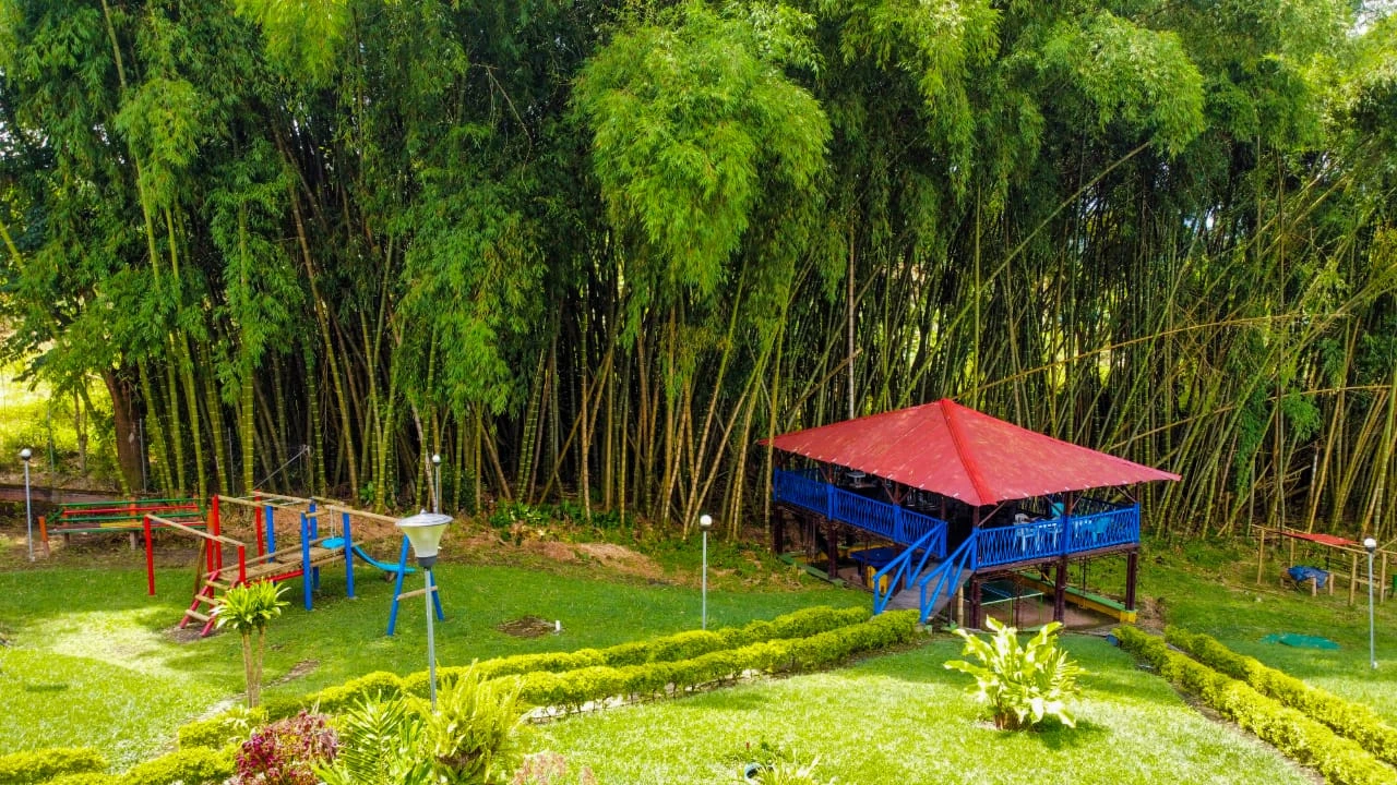 Finca de recreo en Venta vía armenia Montenegro Armenia - Quindío.