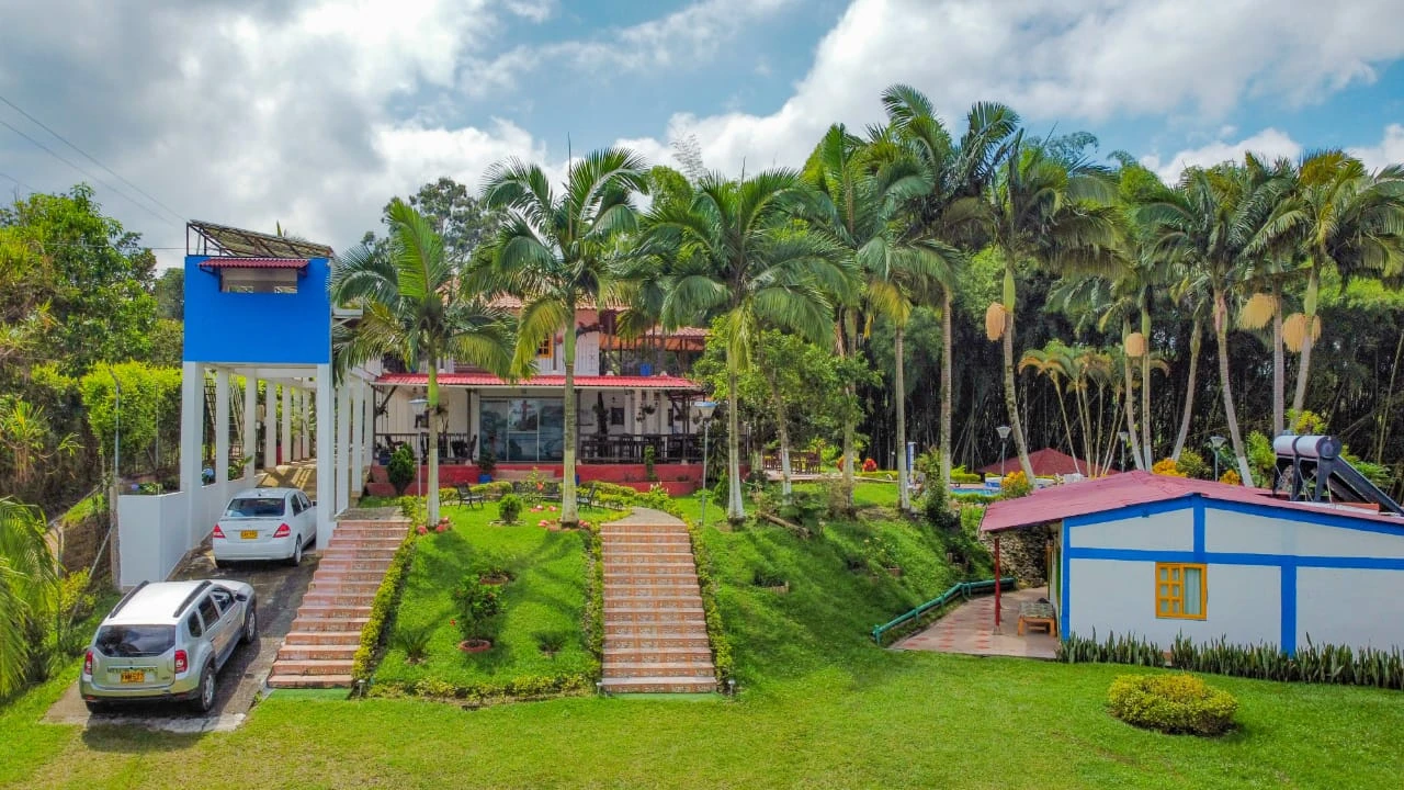 Finca de recreo en Venta vía armenia Montenegro Armenia - Quindío.