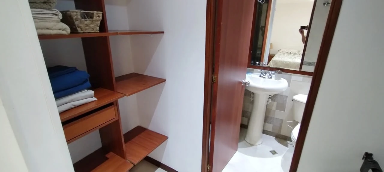 Apartamento amoblado sector tranversal inferior poblado