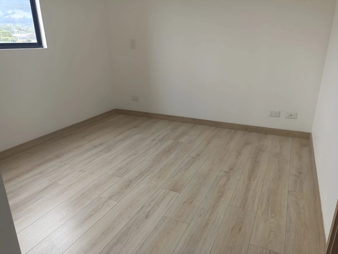 Apartamento para venta en la ceja 