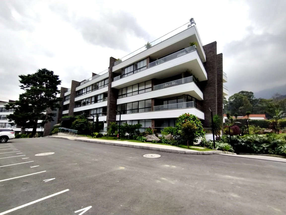 Apartamento en arriendo sector El Escobero 