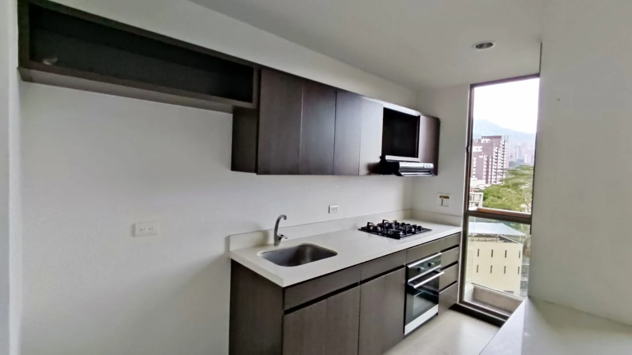 apartamento en arriendo sector superior padre marianito