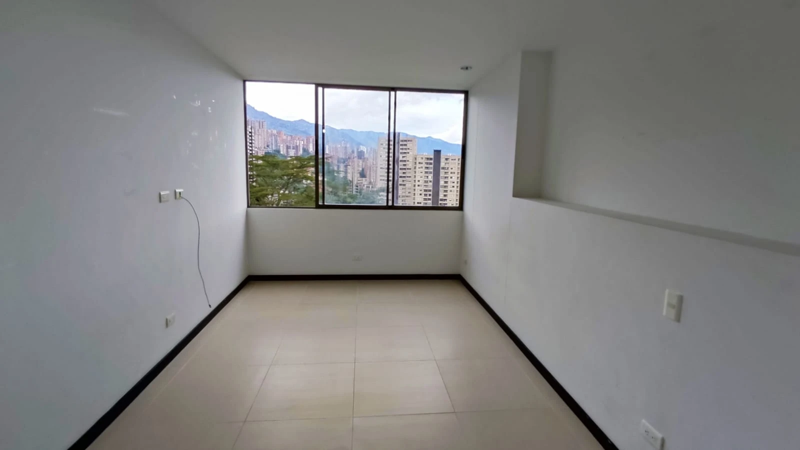 apartamento en arriendo sector superior padre marianito