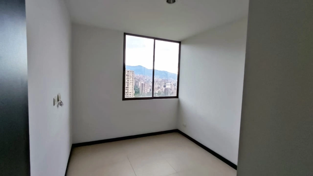 apartamento en arriendo sector superior padre marianito
