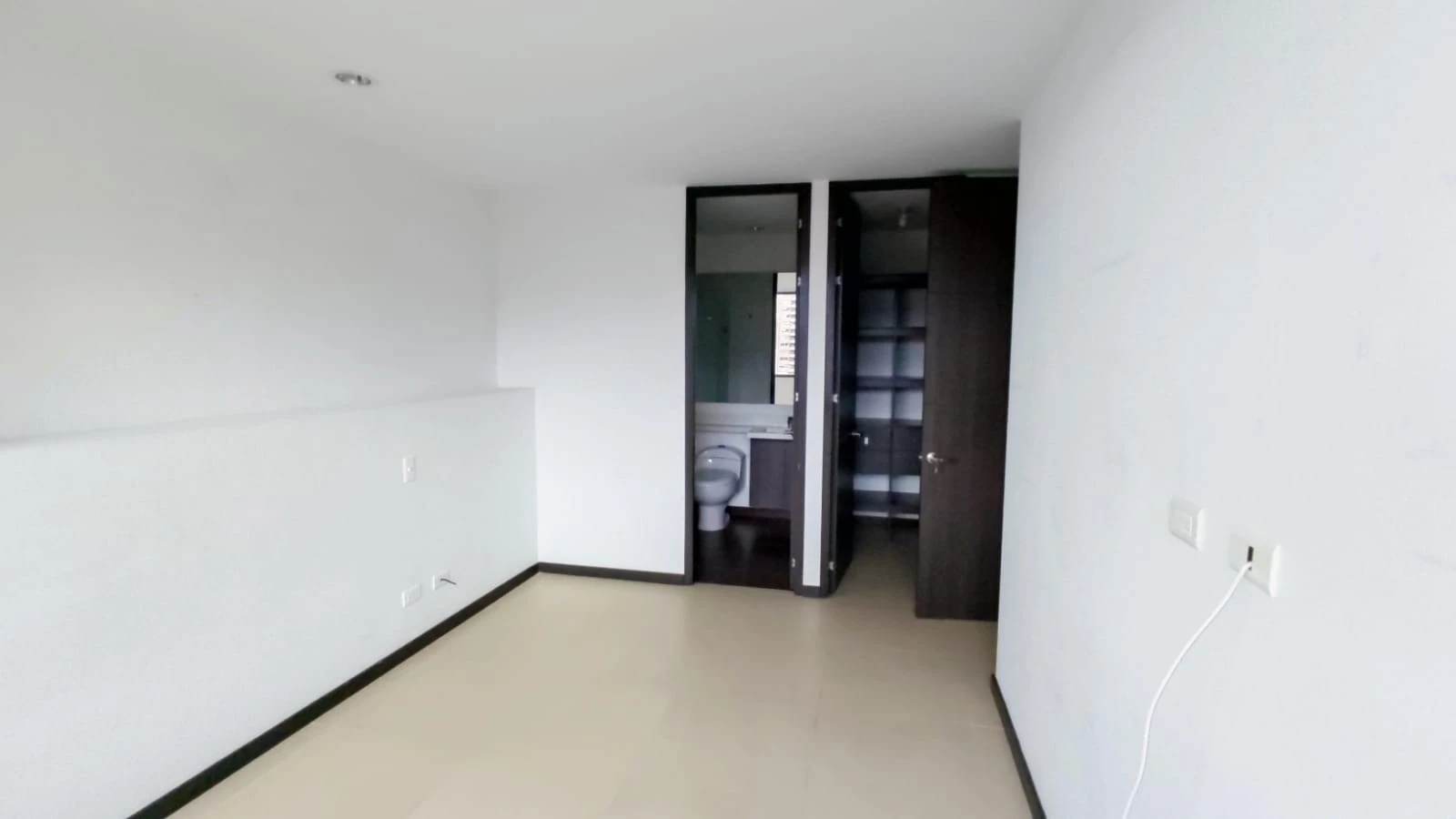 apartamento en arriendo sector superior padre marianito