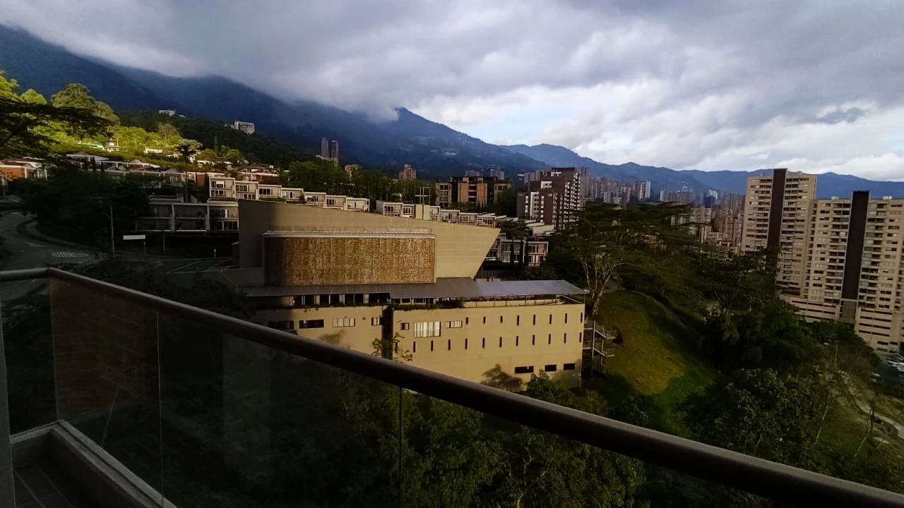 apartamento en arriendo sector superior padre marianito