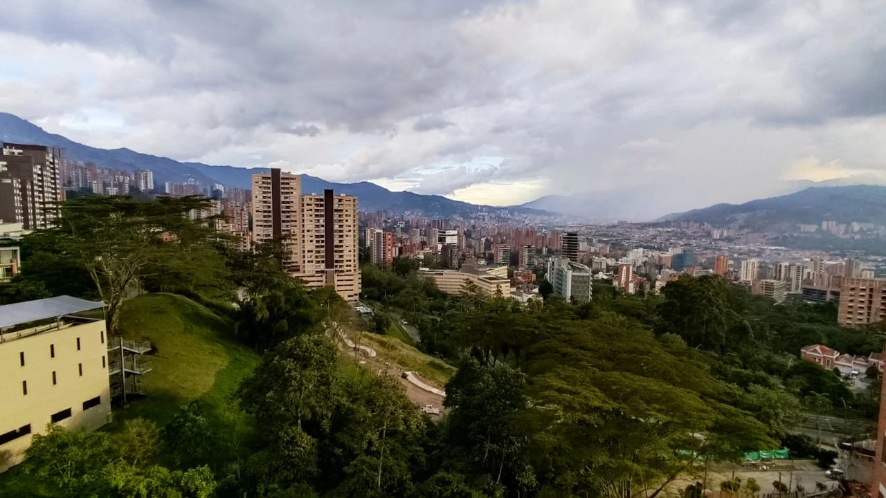 apartamento en arriendo sector superior padre marianito