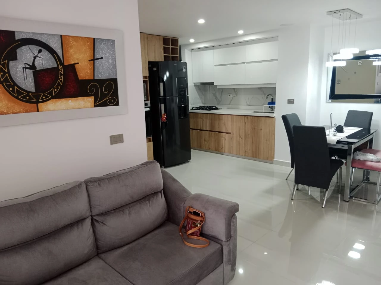 ARRIENDO APARTAMENTO AMOBLADO EN SABANETA