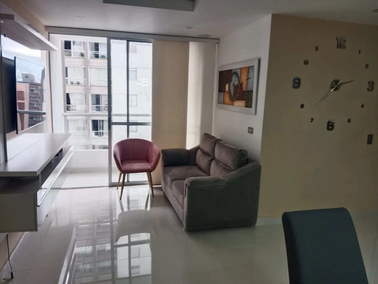 ARRIENDO APARTAMENTO AMOBLADO EN SABANETA