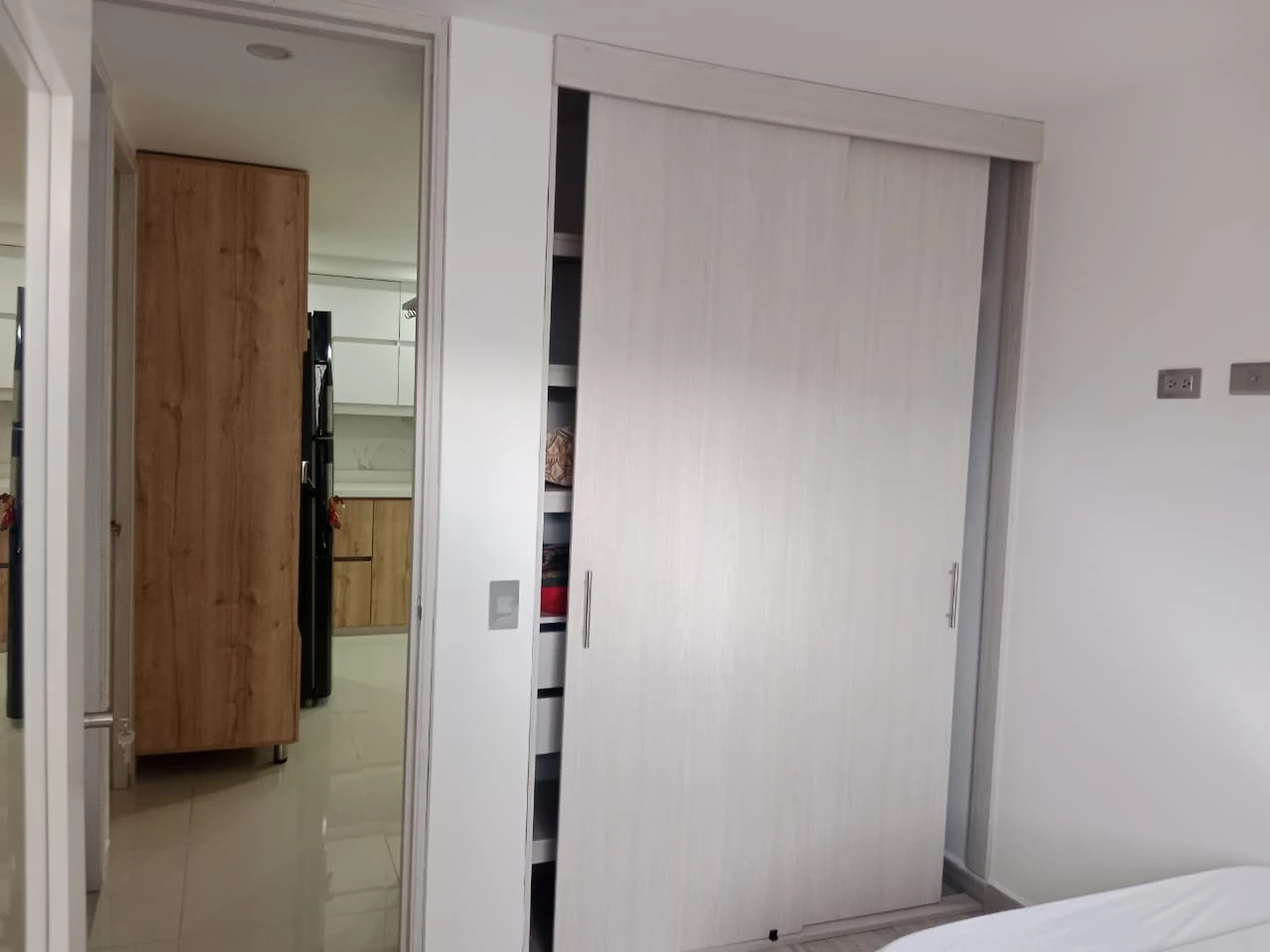ARRIENDO APARTAMENTO AMOBLADO EN SABANETA