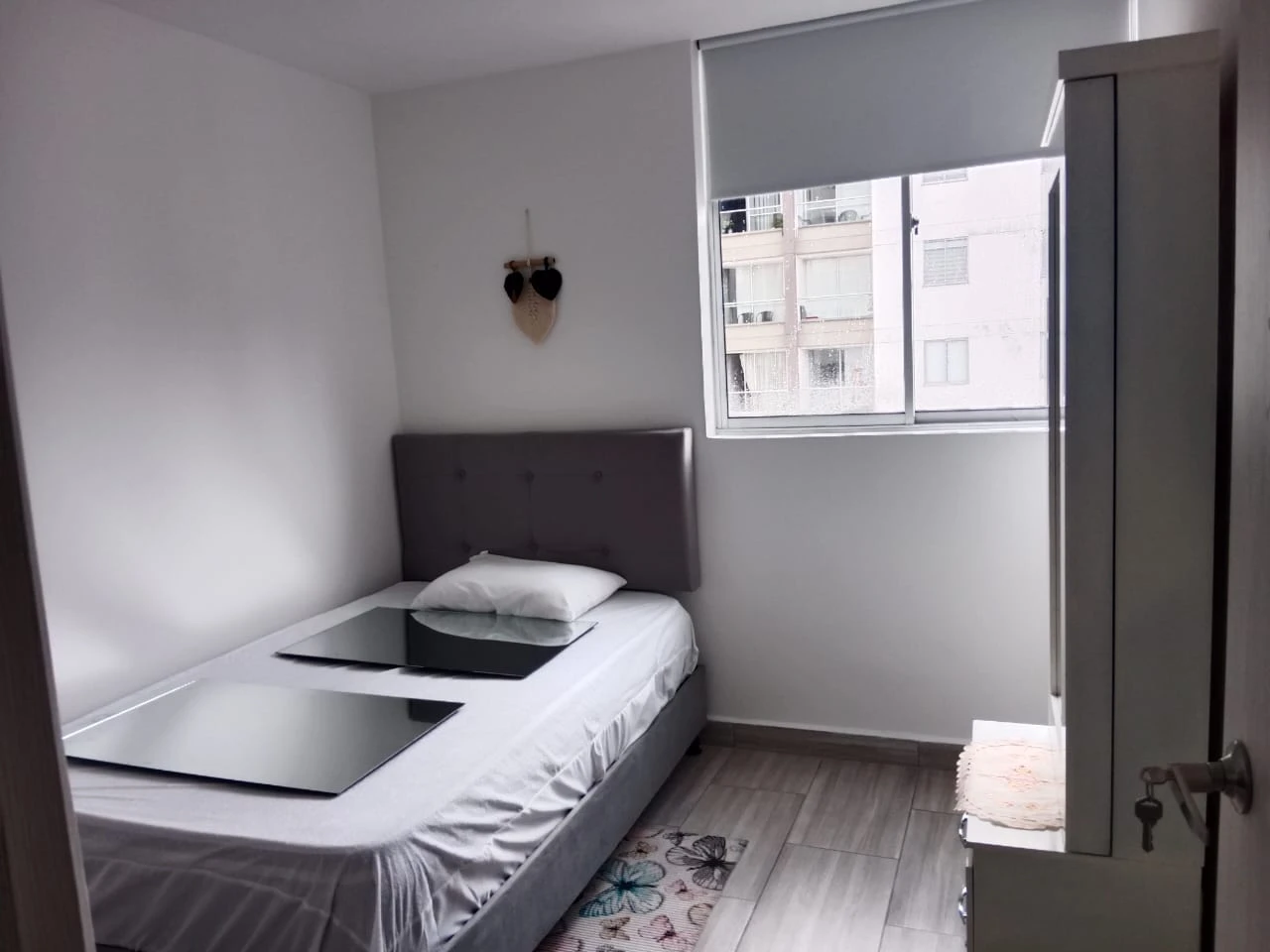 ARRIENDO APARTAMENTO AMOBLADO EN SABANETA