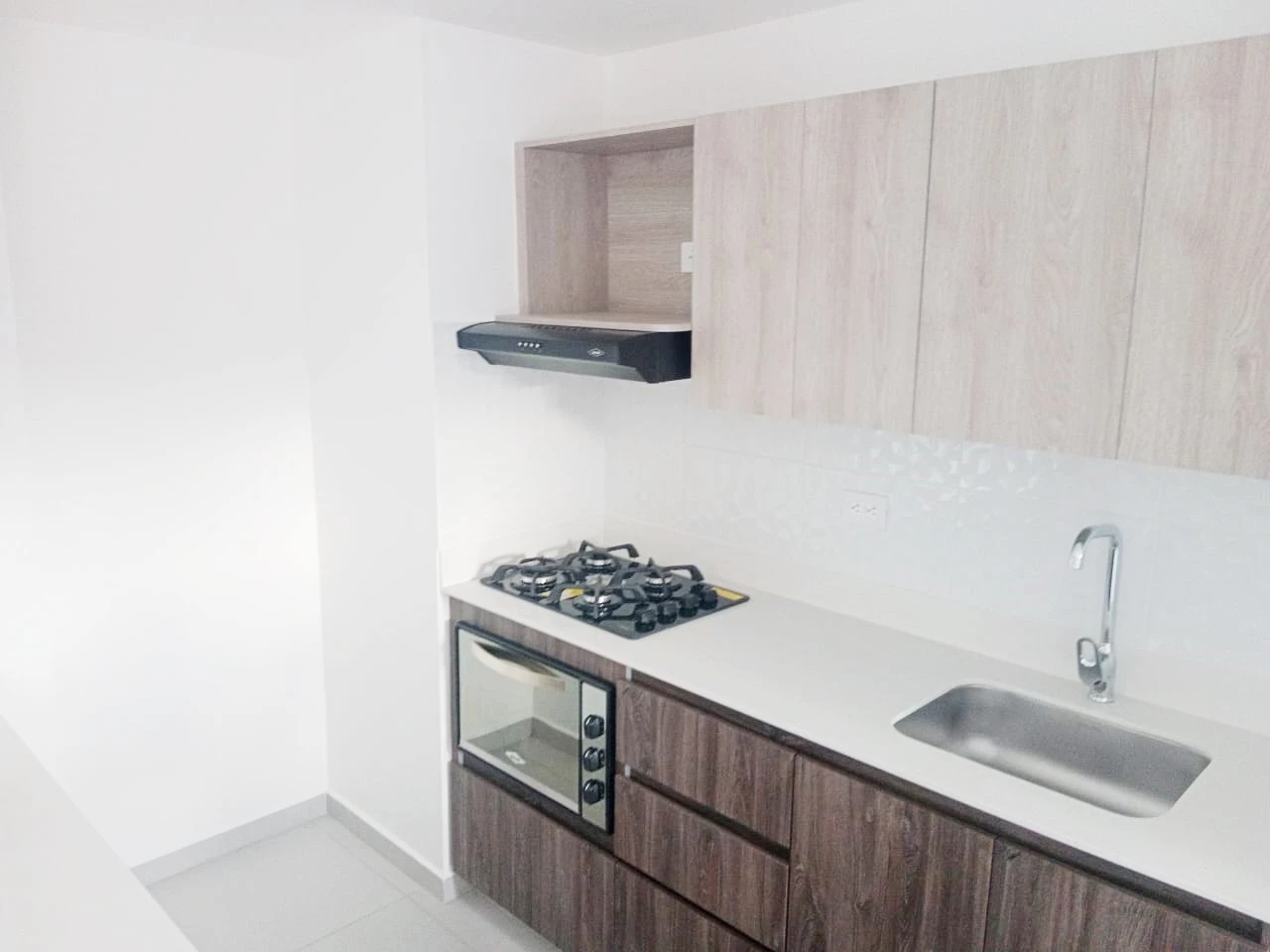 ARRIENDO APARTAMENTO EN EL POBLADO