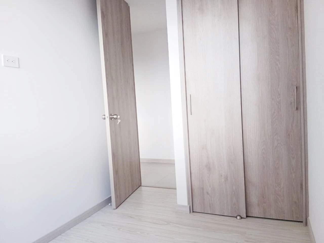 ARRIENDO APARTAMENTO EN EL POBLADO