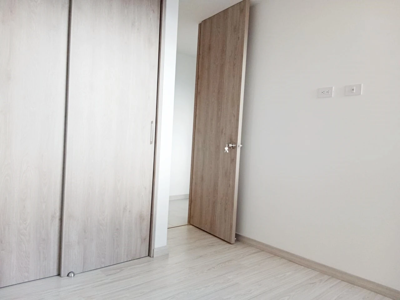 ARRIENDO APARTAMENTO EN EL POBLADO