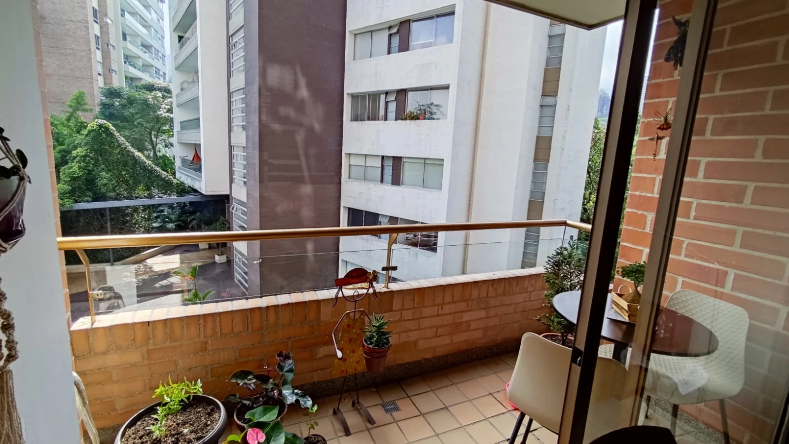 apartamento en arriendo sector balsos 