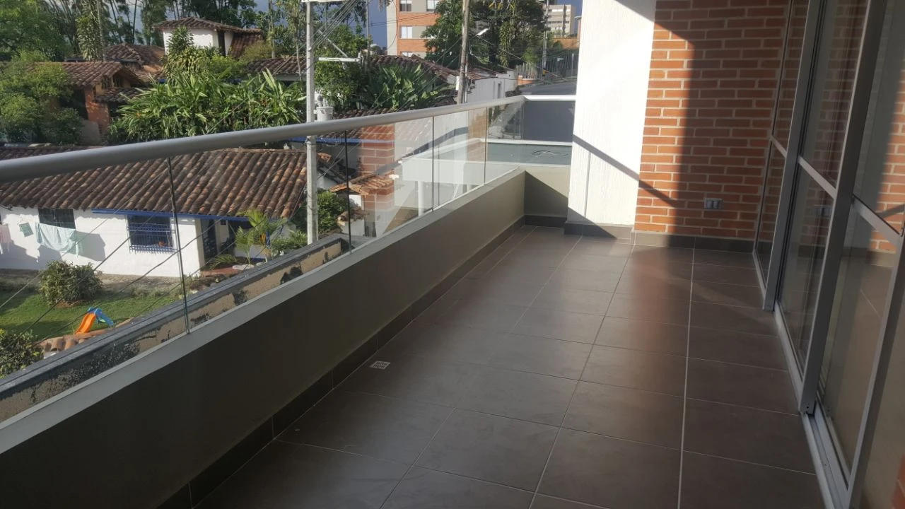 ARRIENDO APARTAMENTO EN EVIGADO  LOMA DEL  ESMERALDAL