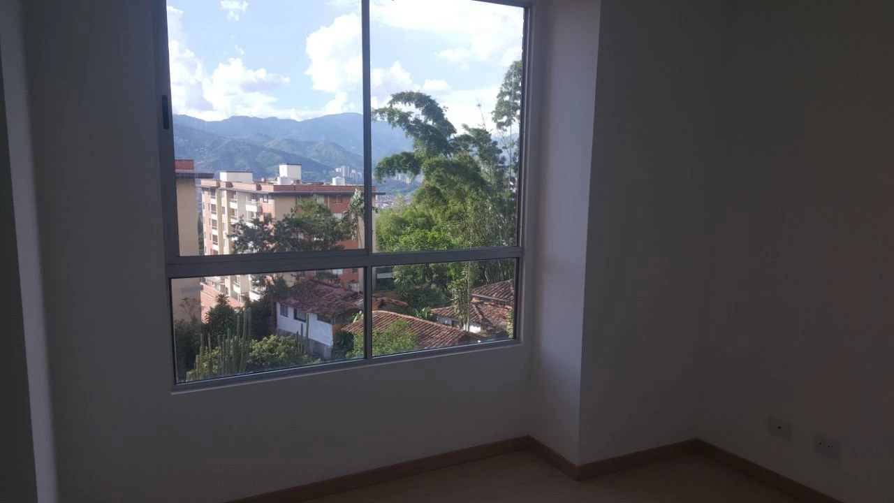 ARRIENDO APARTAMENTO EN EVIGADO  LOMA DEL  ESMERALDAL