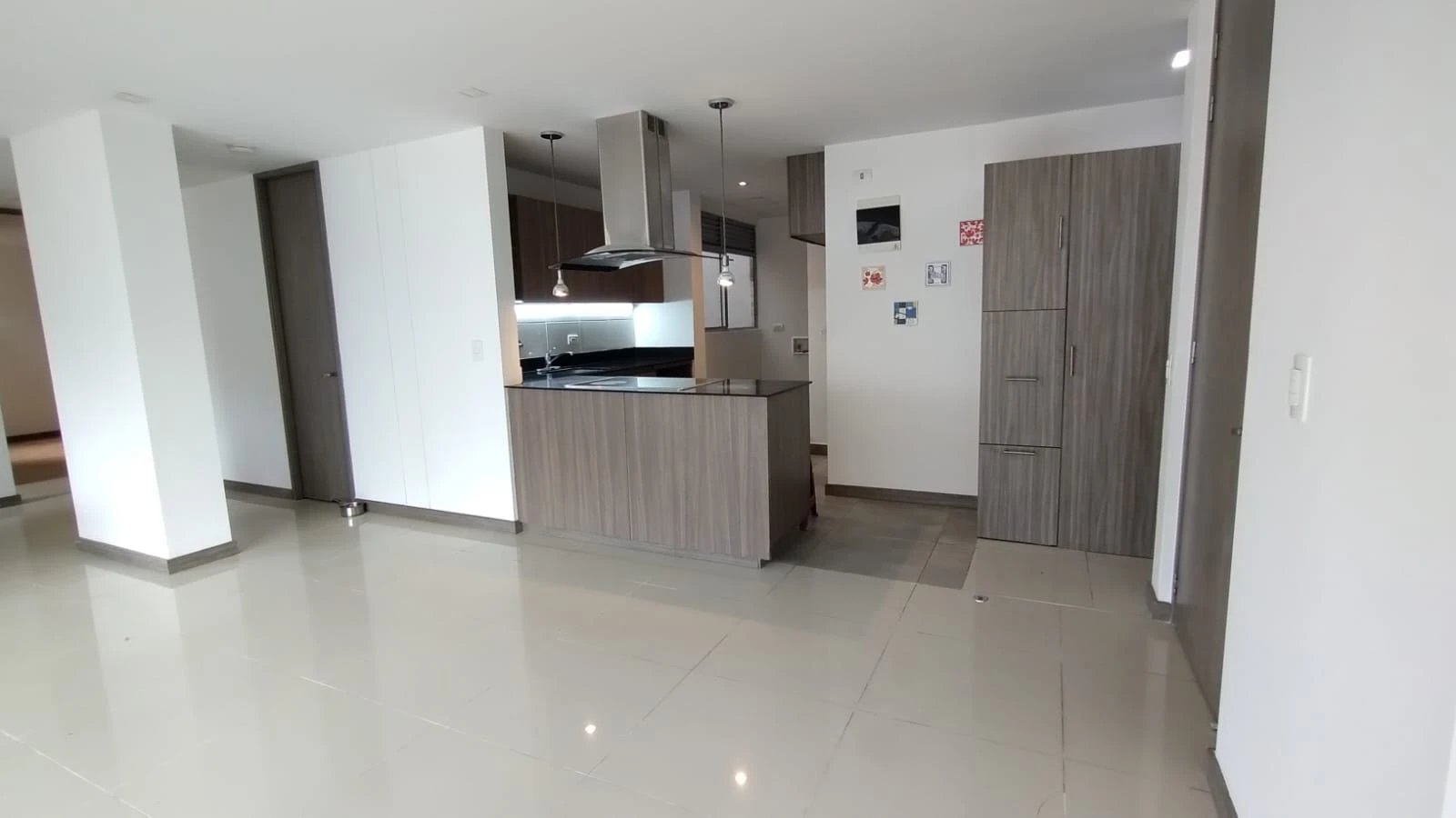 Apartamento en Arriendo Ciudad del Rio Medellin