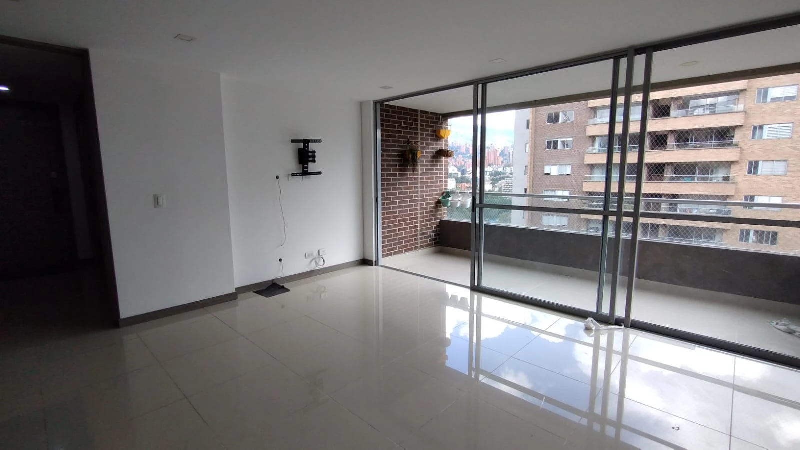 Apartamento en Arriendo Ciudad del Rio Medellin