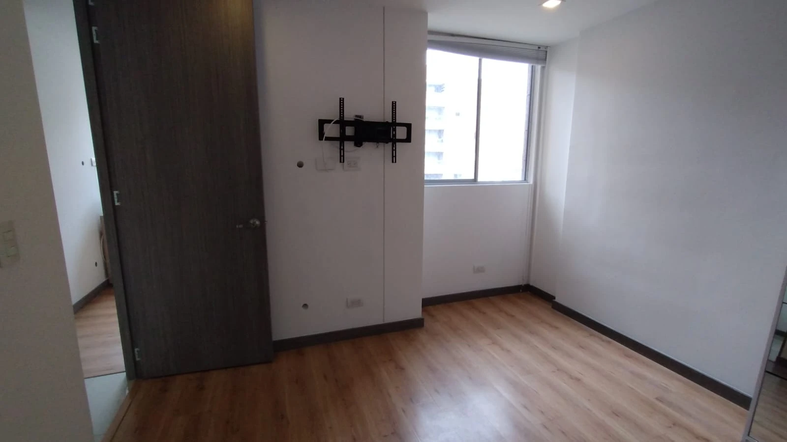 Apartamento en Arriendo Ciudad del Rio Medellin
