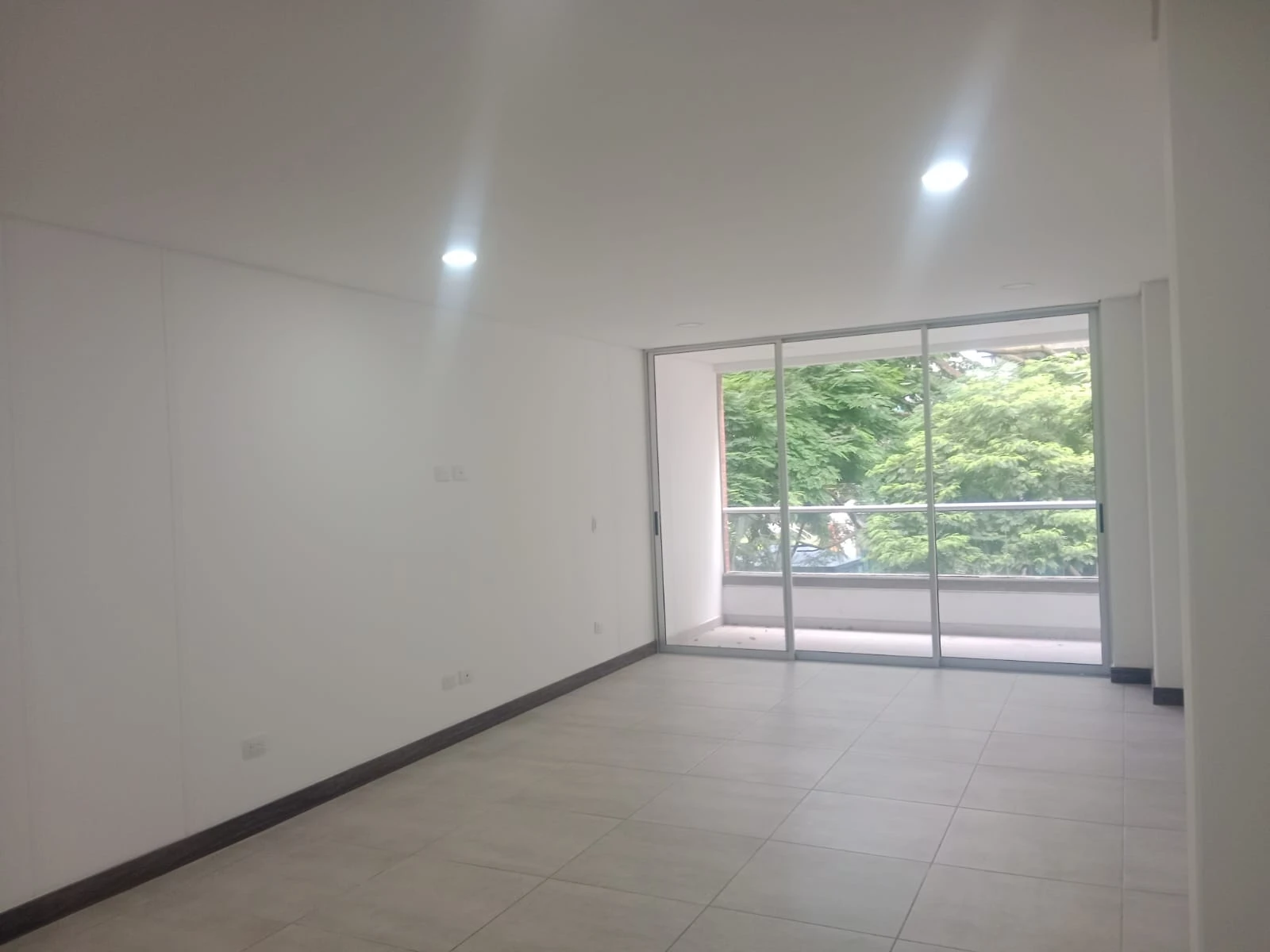 ARRIENDO APARTAMENTO EN LAURELES
