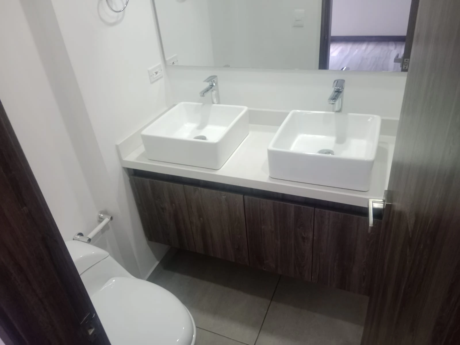 ARRIENDO APARTAMENTO EN LAURELES