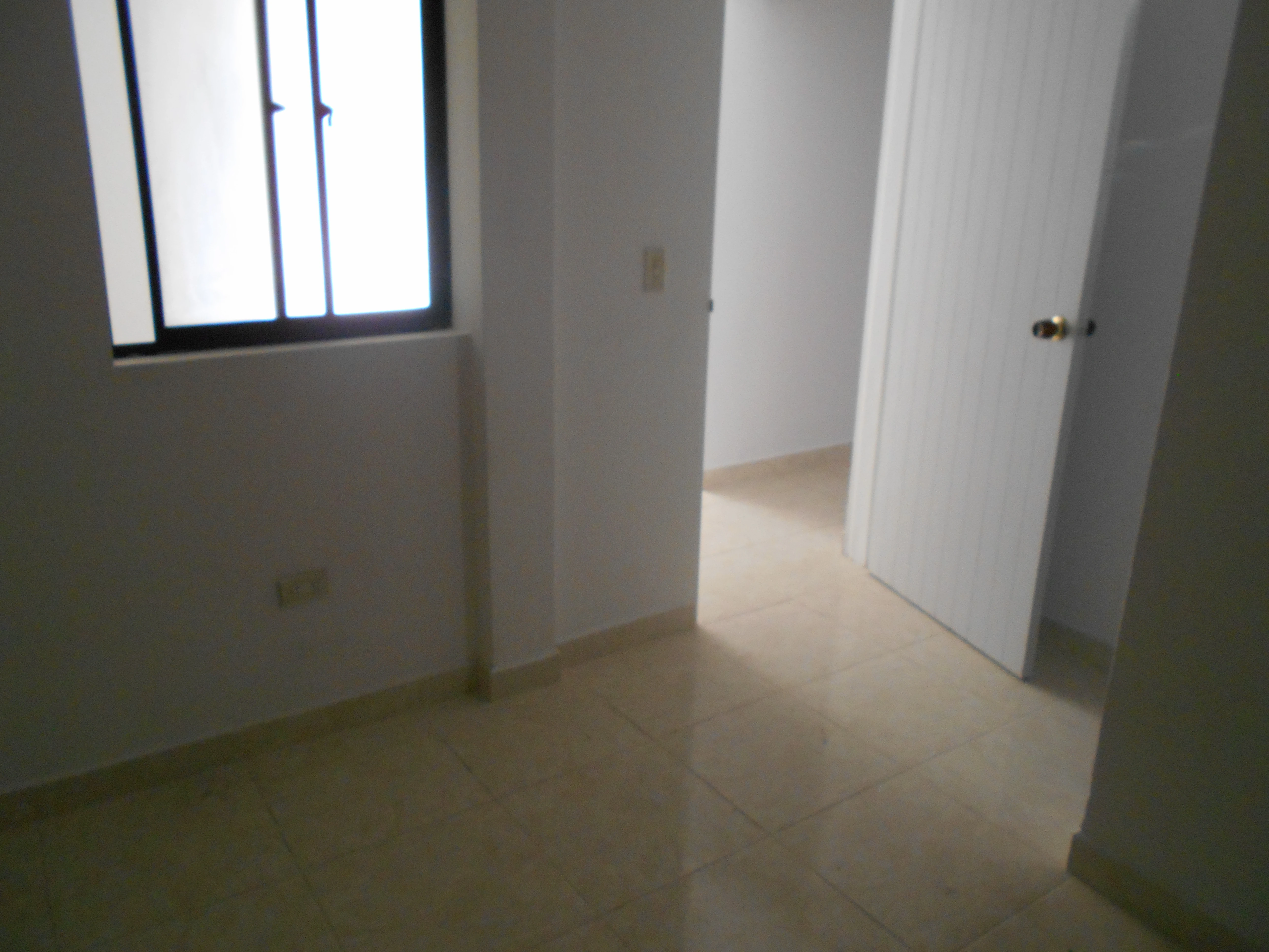 Aparta estudio en Arriendo sector simon Bolivar